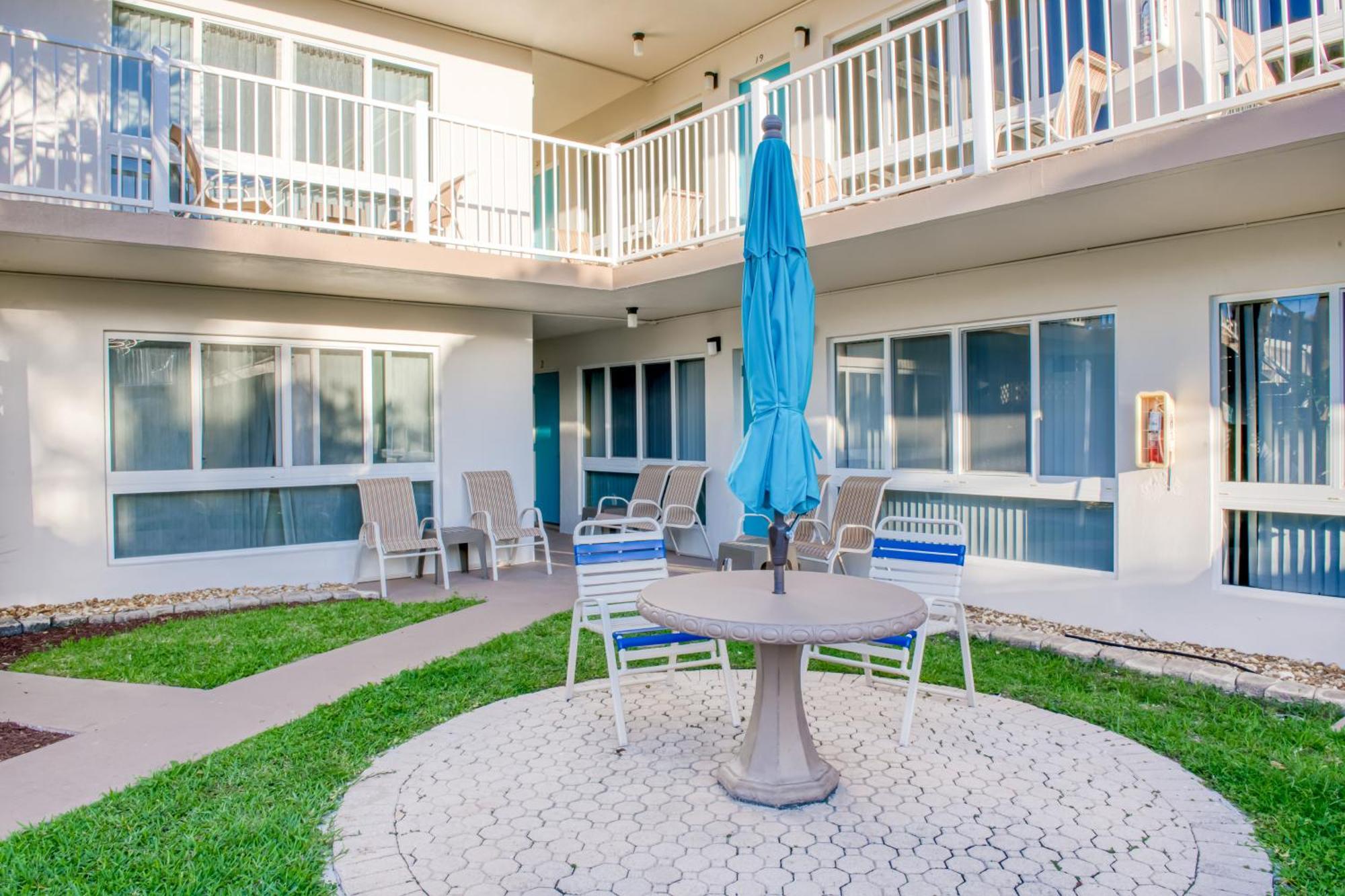 Floranada Condos Pompano Beach Oda fotoğraf